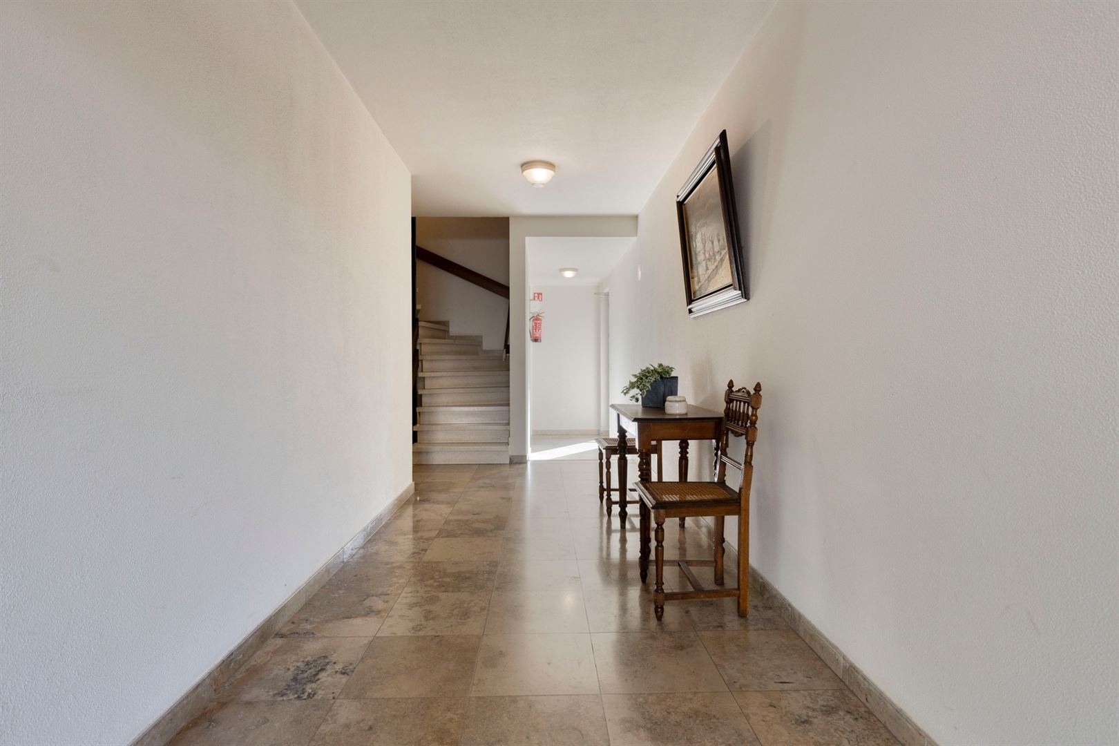 Appartement rénové de haut niveau - photo 4