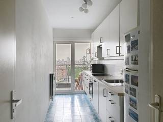 Dit lichtrijke appartement wordt voor een jaar gemeubeld verhuurd vanaf september. Omwille van de ligging zijn zowel Antwerpen stad als...