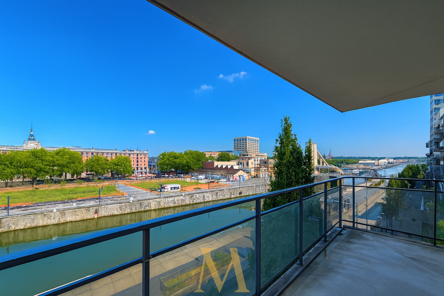 Exclusief appartement met uniek uitzicht op Tour &amp; Taxis - foto 2