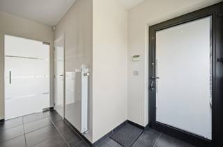 Instapklaar duplex appartement met 3 slaapkamers in hartje Betekom Dit prachtige duplex appartement is ideaal gelegen in het centrum van Betekom, met...