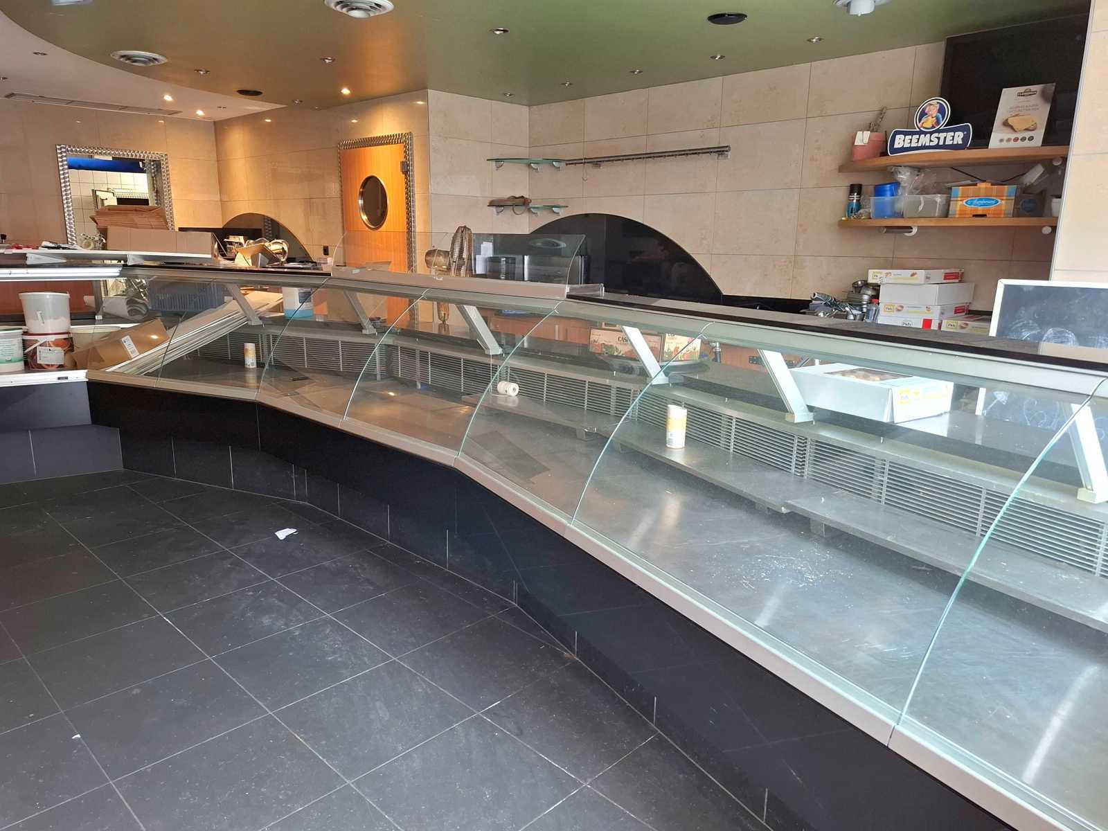 Commercial for rent in Geel - photo 2
