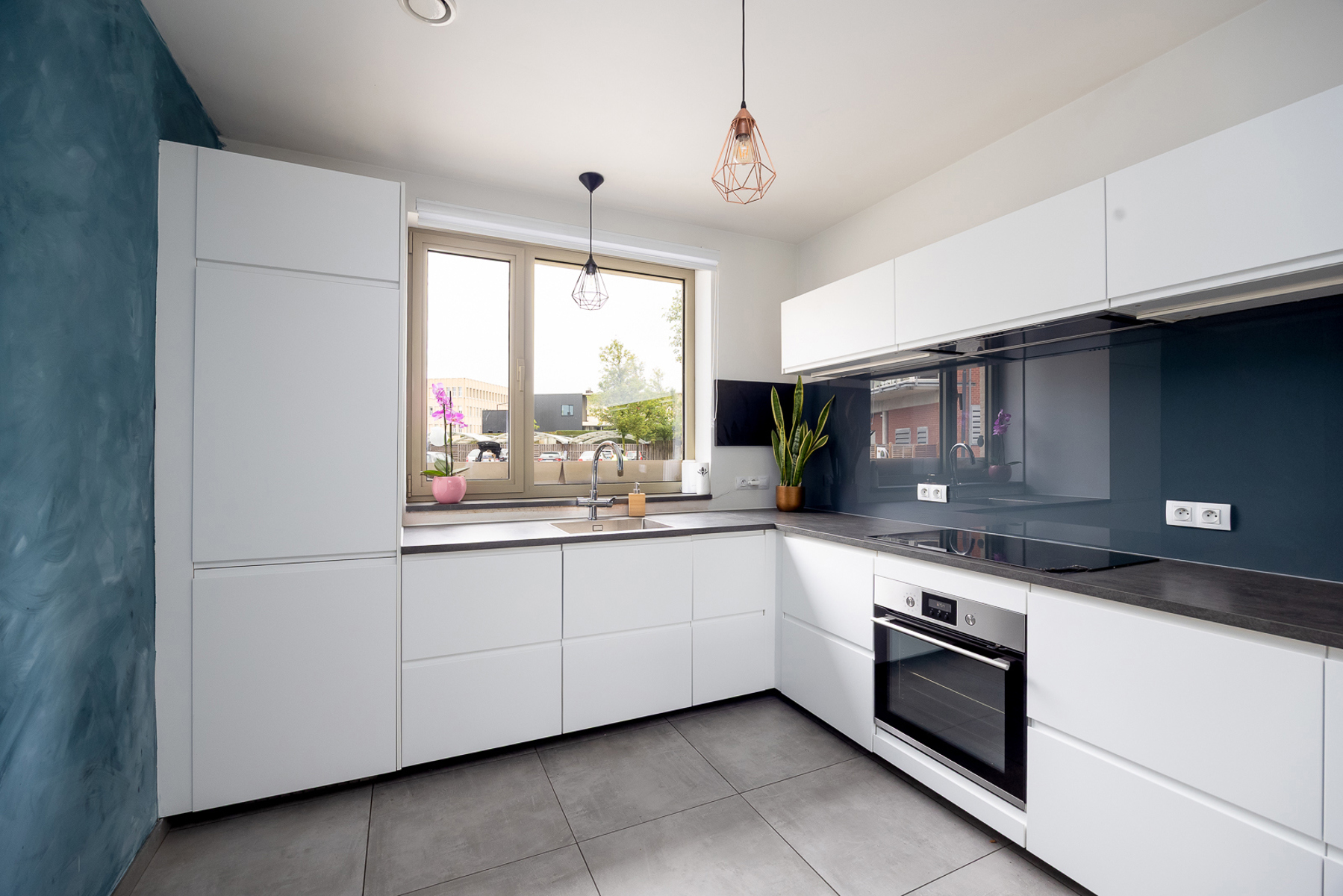 Instapklare woning met 4 SLPK en garage op toplocatie - foto 5