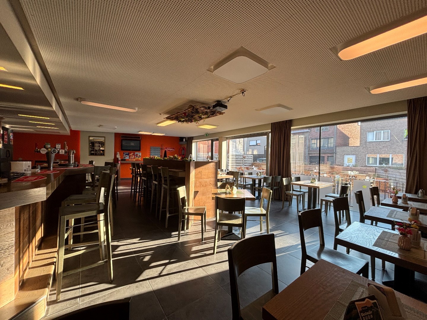 Handelspand met 2-slaapkamerappartement op toplocatie in Mol - foto 5