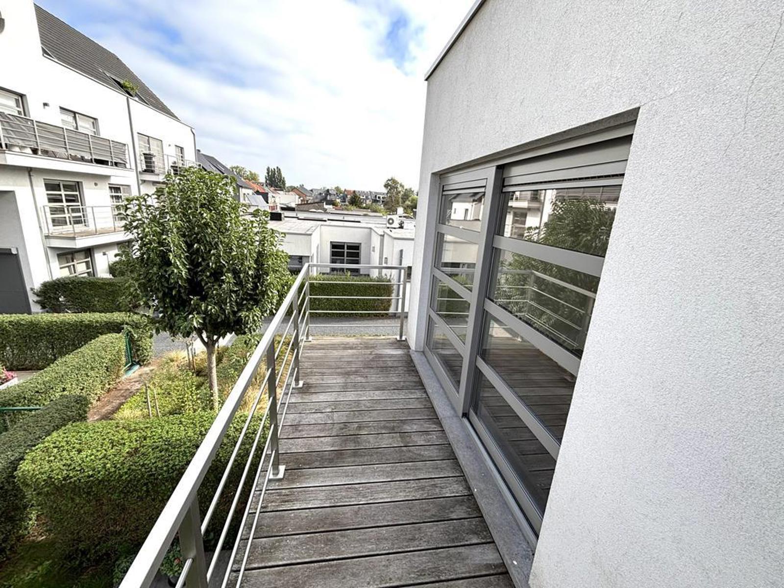Modern tweeslaapkamerappartement met dubbel terras - foto 5