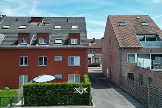 Landbergh bezoekdag op donderdag 7 augustus tussen 16u en 17u30? (op afspraak)Dit lichtrijk appartement met een oppervlakte van 92m² is gelegen op de...