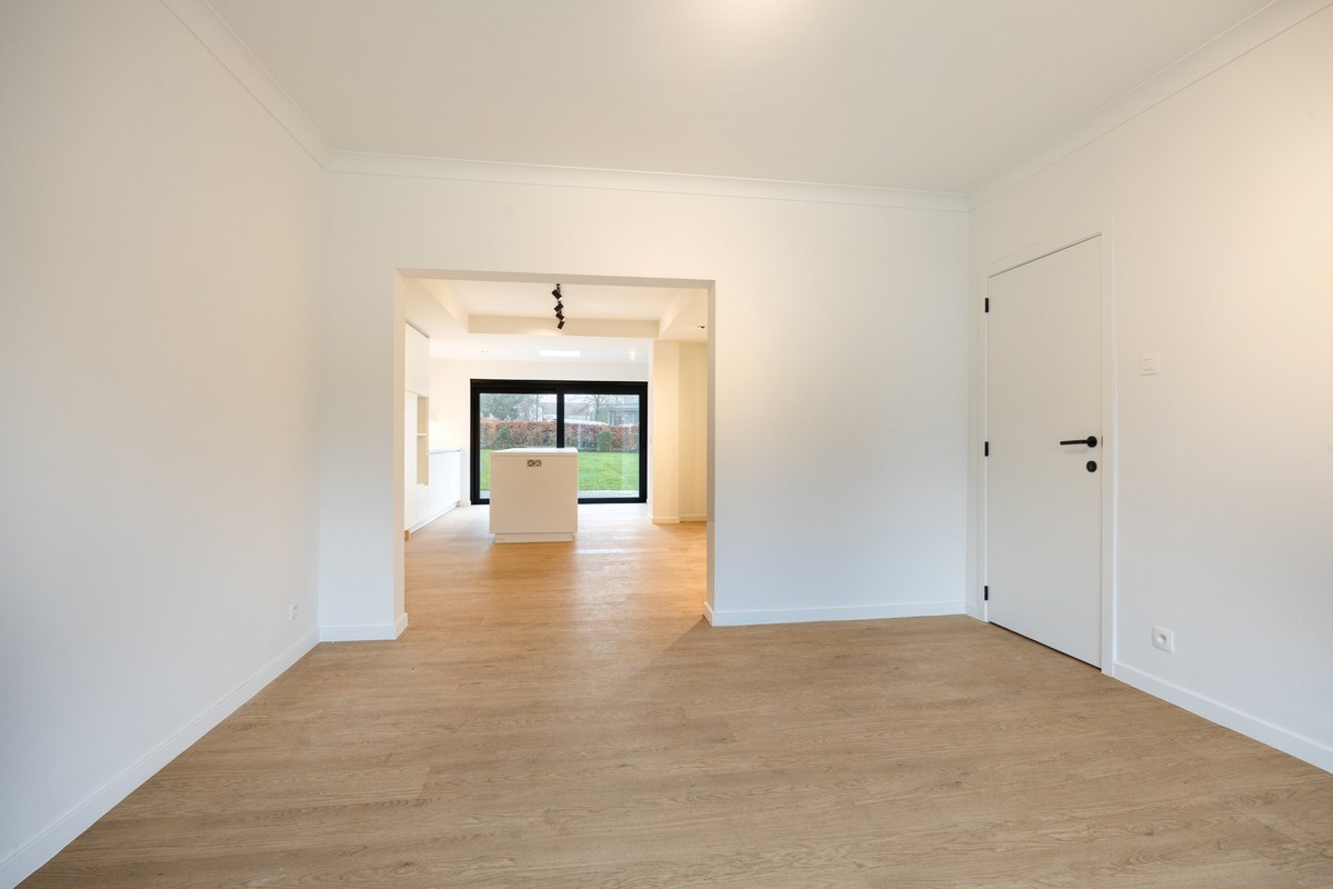 Volledig gerenoveerde halfopen bebouwing met 3 slaapkamers, tuin, terras en garage in Kumtich! – EPC 95 kWh/m² - bewoonbare opp. 153 m² - foto 5