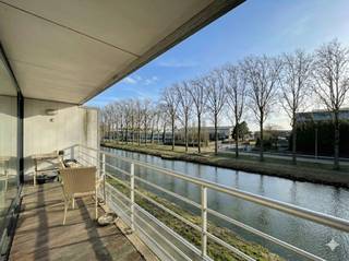 Ruim en lichtrijk appartement te huur met 2 slaapkamers, terras en garagebox te AssebroekIn een rustige en aangename omgeving te Assebroek...