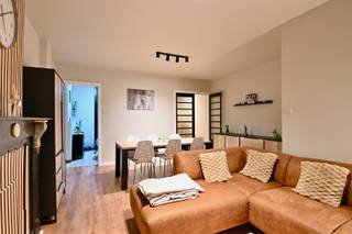 Deze gezellige en instapklare stadswoning is gelegen in het hartje van Sint-Truiden, op wandelafstand van alle voorzieningen zoals...