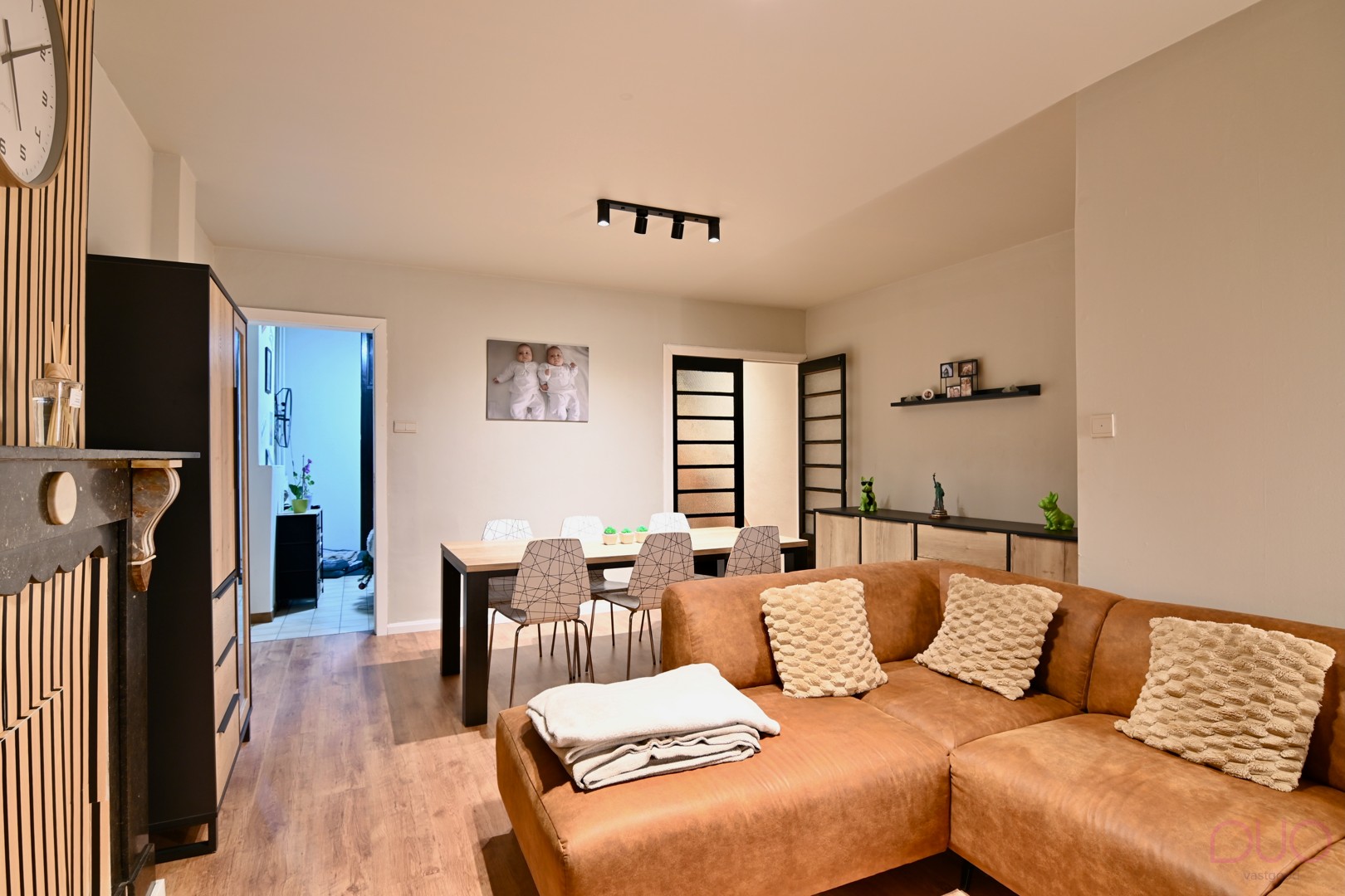 Instapklare woning in hartje Sint-Truiden met gezellige stadstuin en garage - foto 2