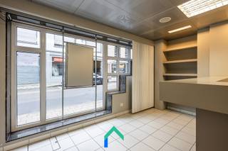Commercial à vendre à Tielt