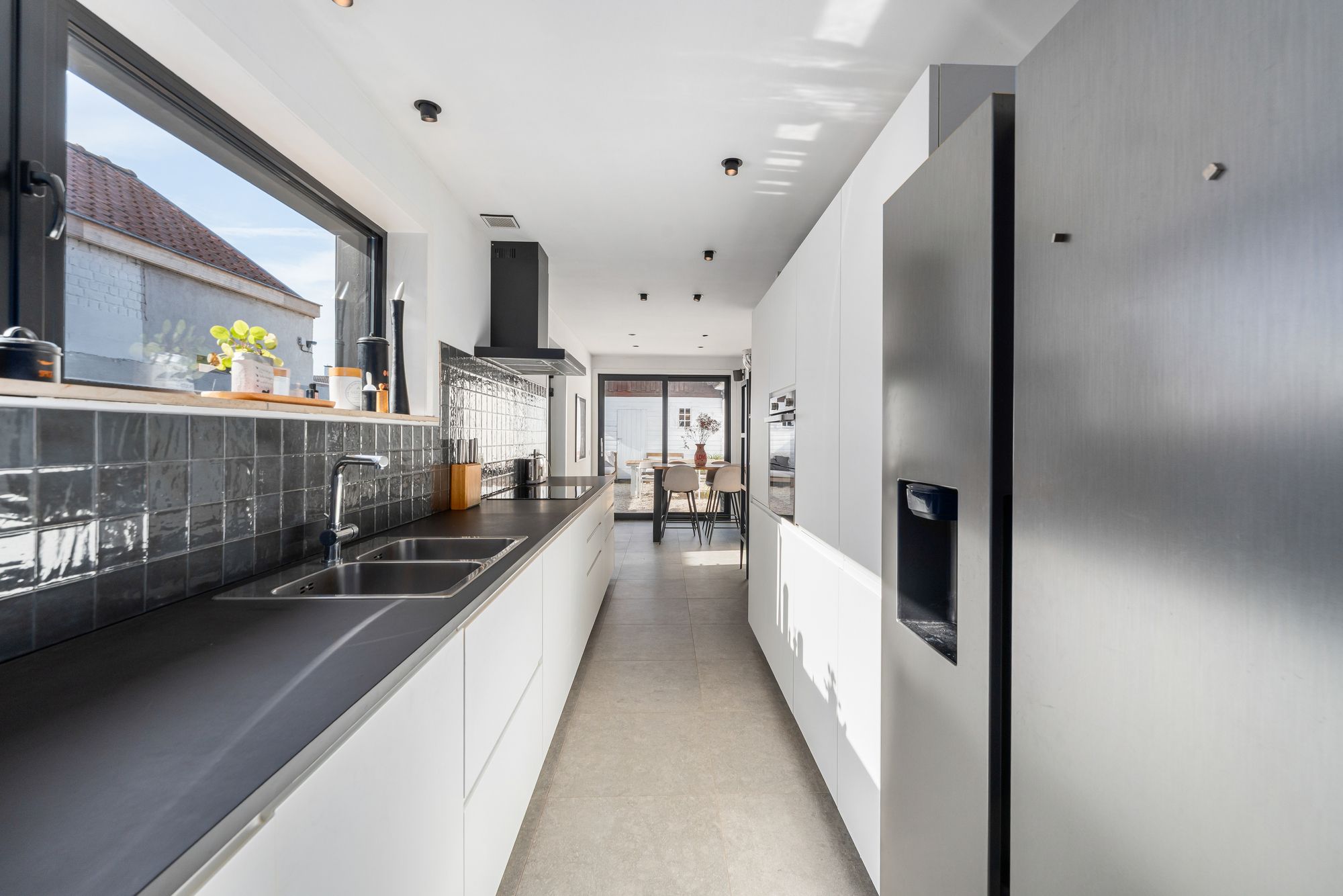 Richtprijs | Zeer aantrekkelijk en gerenoveerde woning nabij centrum Maldegem met 3 slaapkamers. - foto 3
