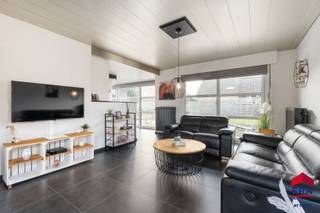 Poperinge (Proven): alleenstaande villa te koop met garage, tuin en 4 slaapkamersDeze instapklare en hoogwaardig afgewerkte woning in Proven is op...