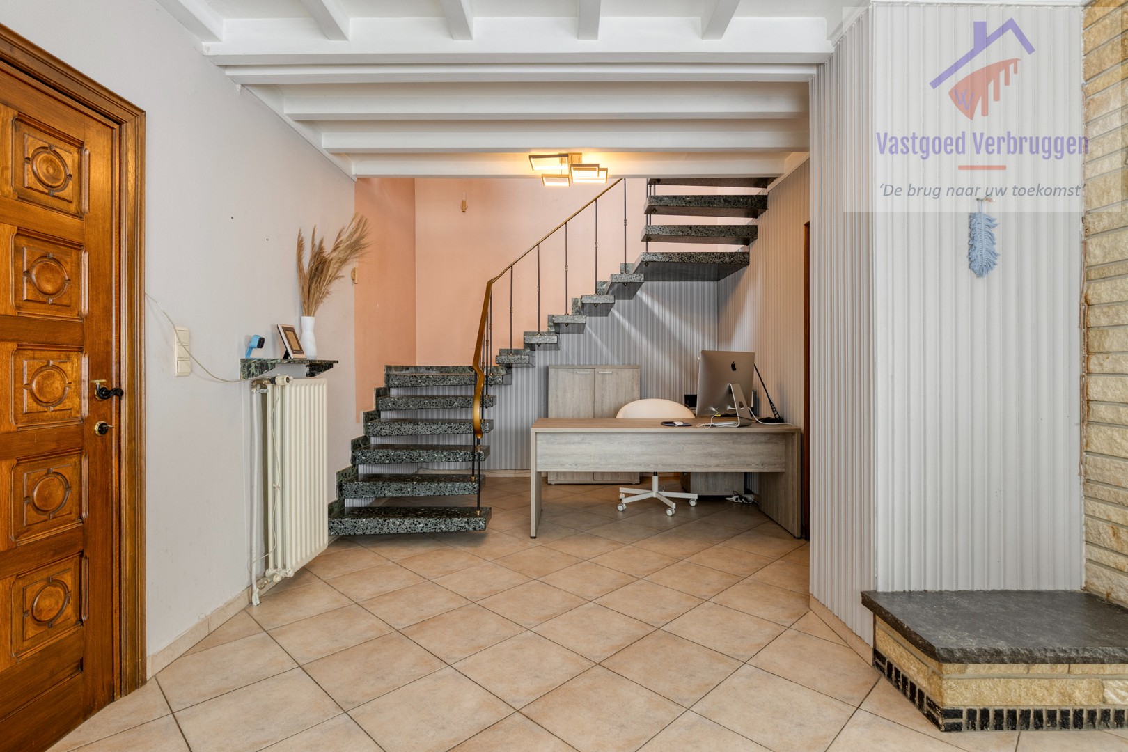 Ruime woning met dubbele loods - foto 5