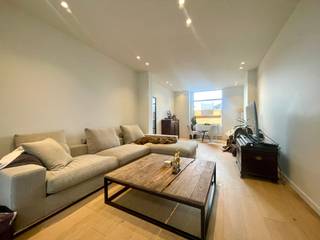 Te koop: gerenoveerde woning in WervikDe locatie biedt een goede bereikbaarheid en een aangename woonomgeving. Dankzij de centrale ligging geniet je...