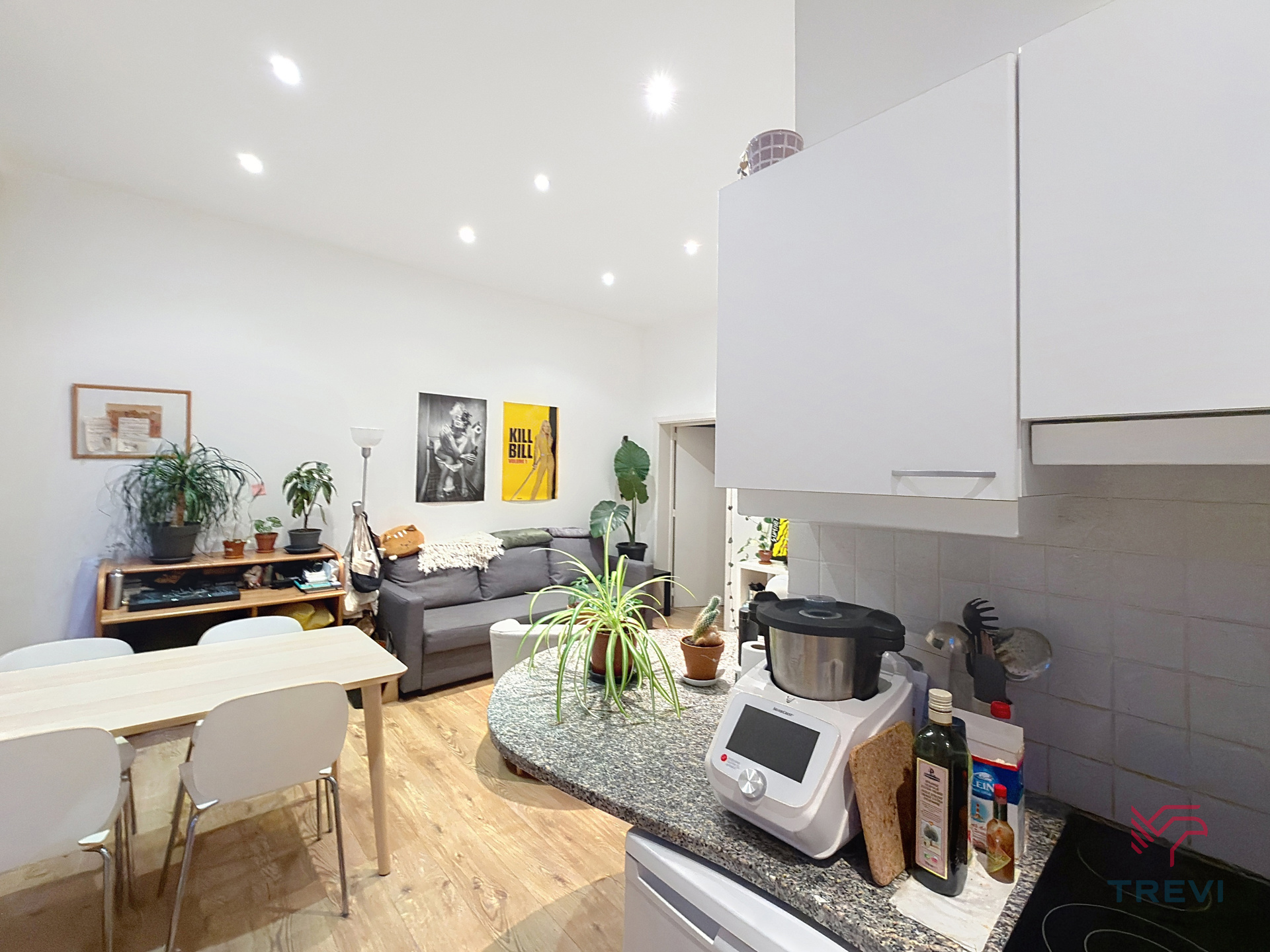 Gemeubileerd appartement met 1 slaapkamer naast de Zavel! - foto 3