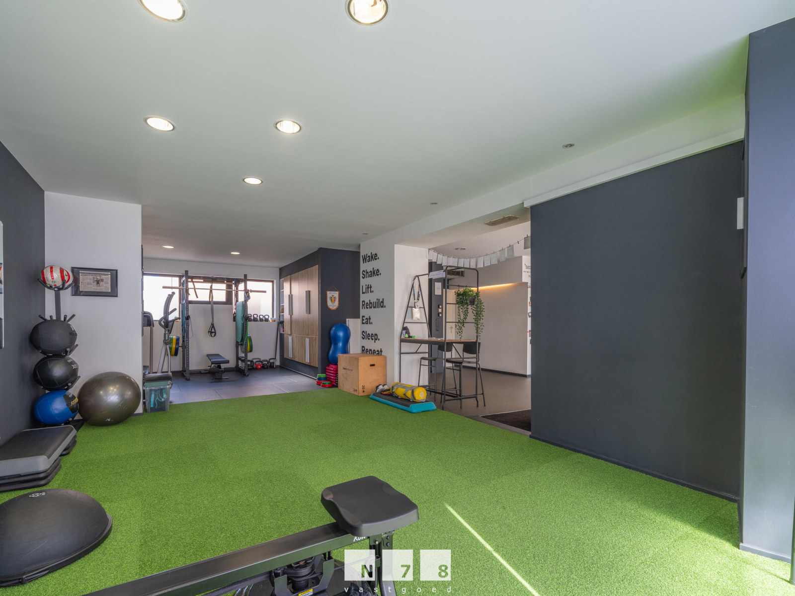 Commercial for rent in Dilsen-Stokkem - photo 5