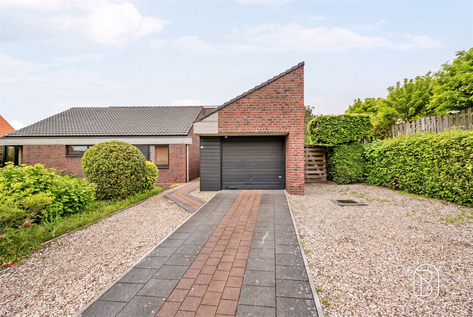 Mooi gelegen karaktervolle villa met tuin! - foto 3