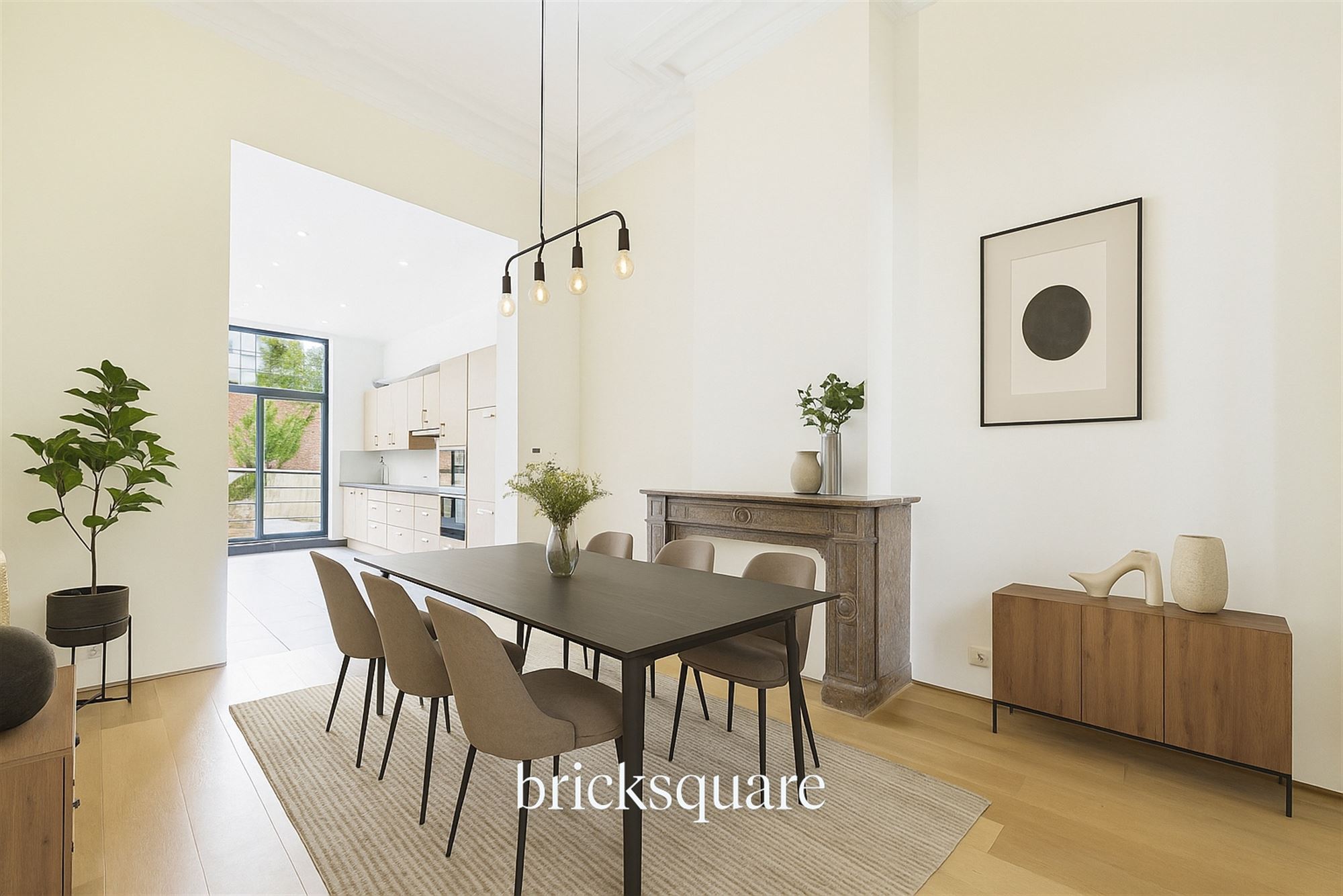 Character apartment with bedroom and study - photo 1