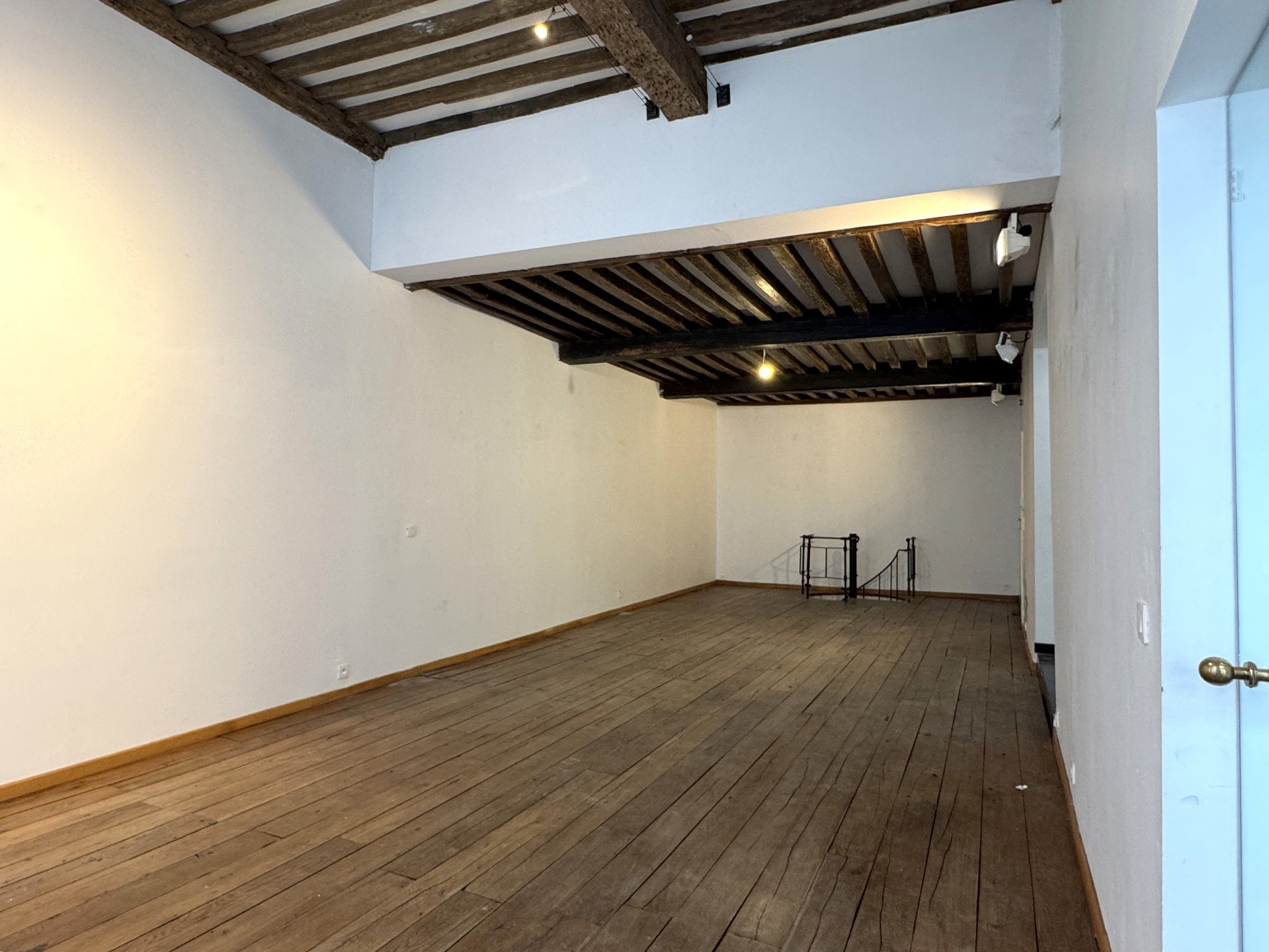 Commercial à louer à Anvers - photo 5