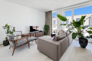 Op zoek naar een instapklaar, energiezuinig appartement op een rustige topligging vlak bij het centrum van Sint-Niklaas? Dan is dit een...
