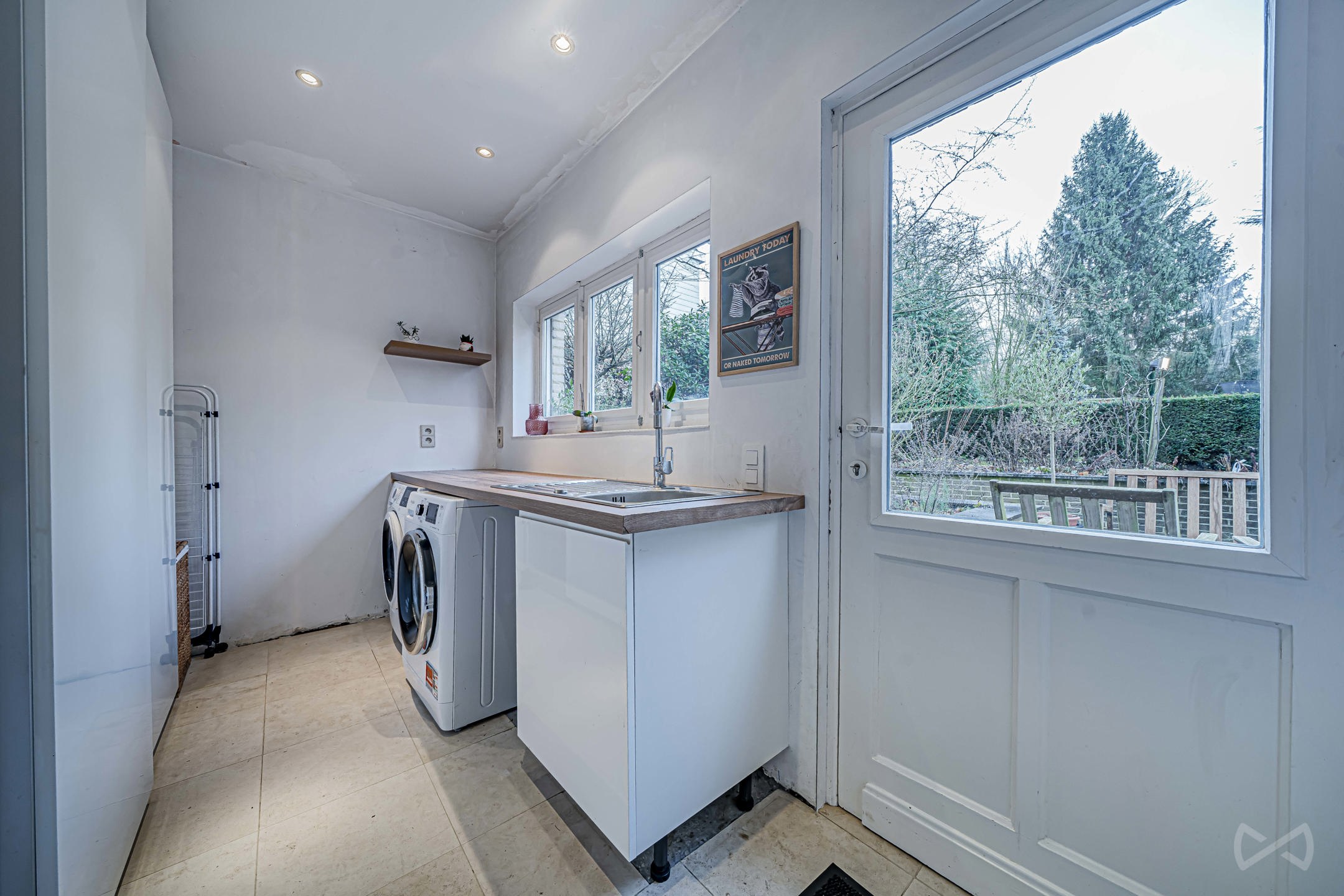 Woning met 4 slaapkamers op wandelafstand van het stadscentrum - foto 5