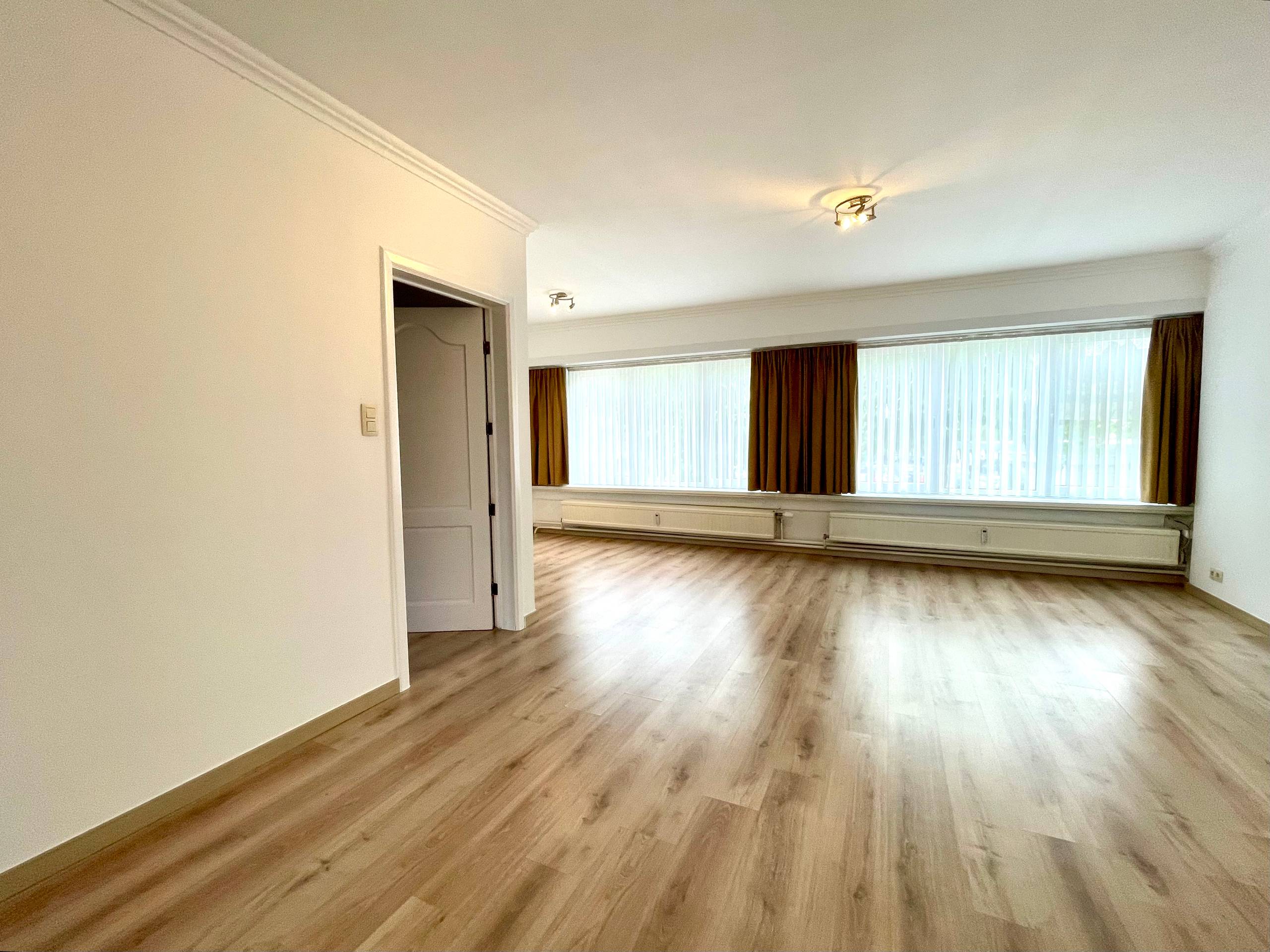 Ruim duplexappartement met 3 slaapkamers - foto 4