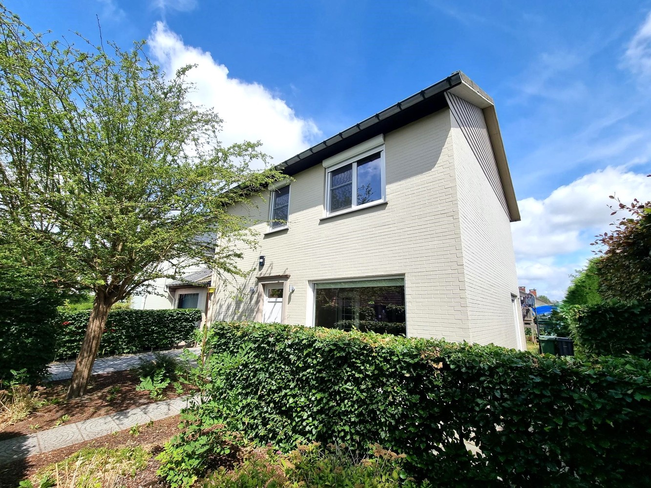 Verzorgde, instapklare woning met 3 slaapkamers, rustig gelegen. - foto 3