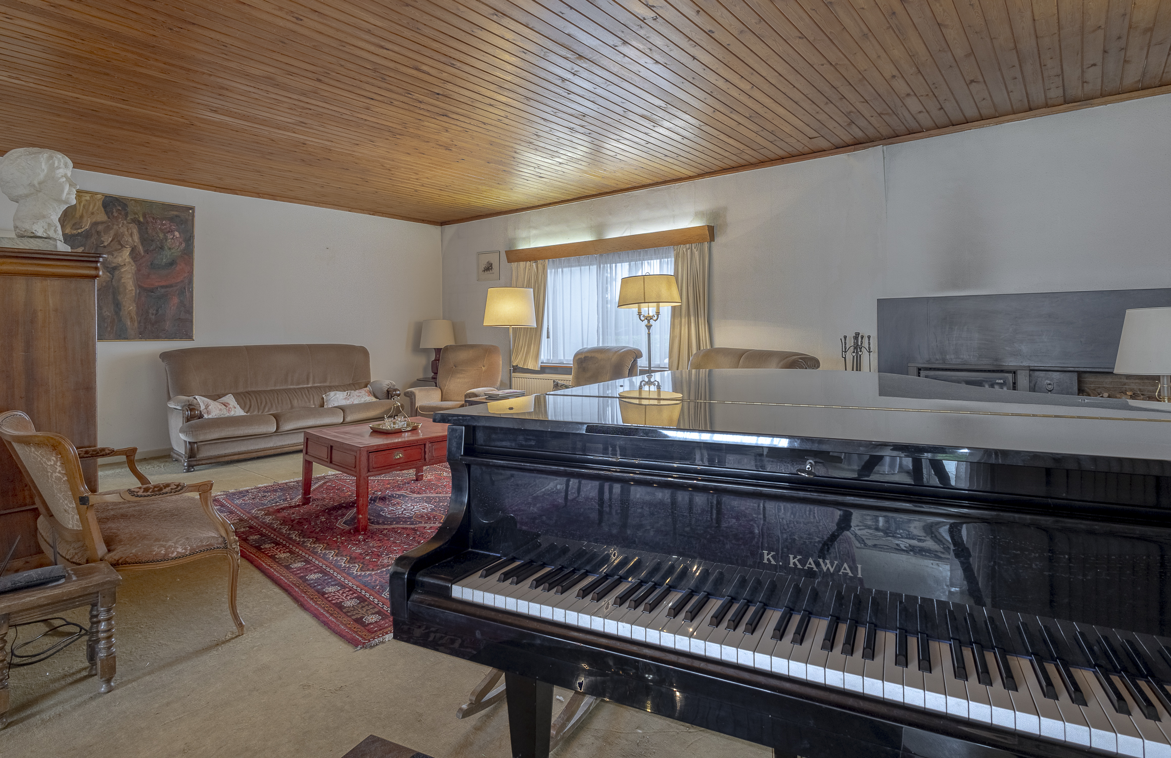Ruime bungalow met 5 slaapkamers, tuin en grote garage. - foto 4