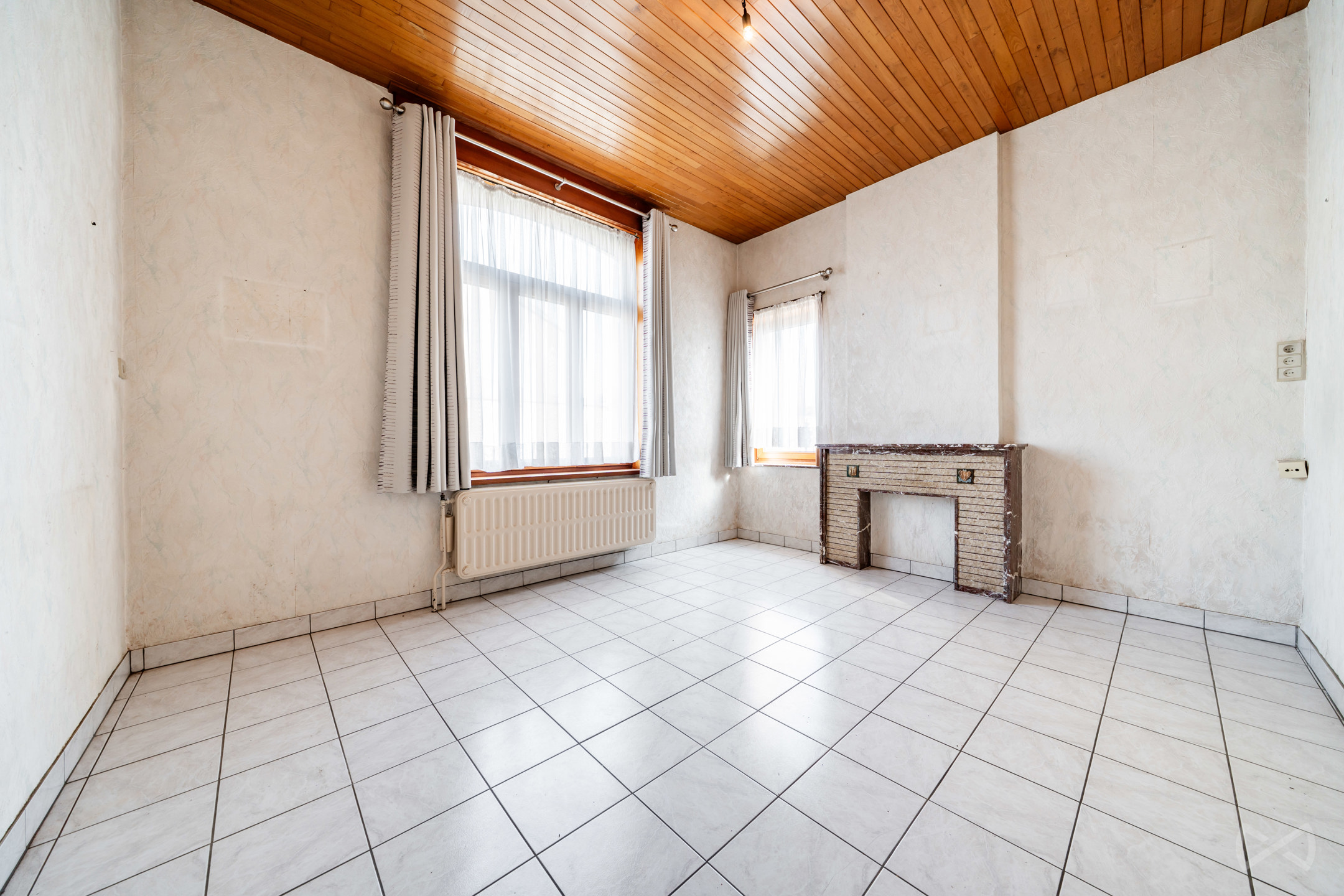 Huis te koop in Leuze met 5 slaapkamers - foto 5