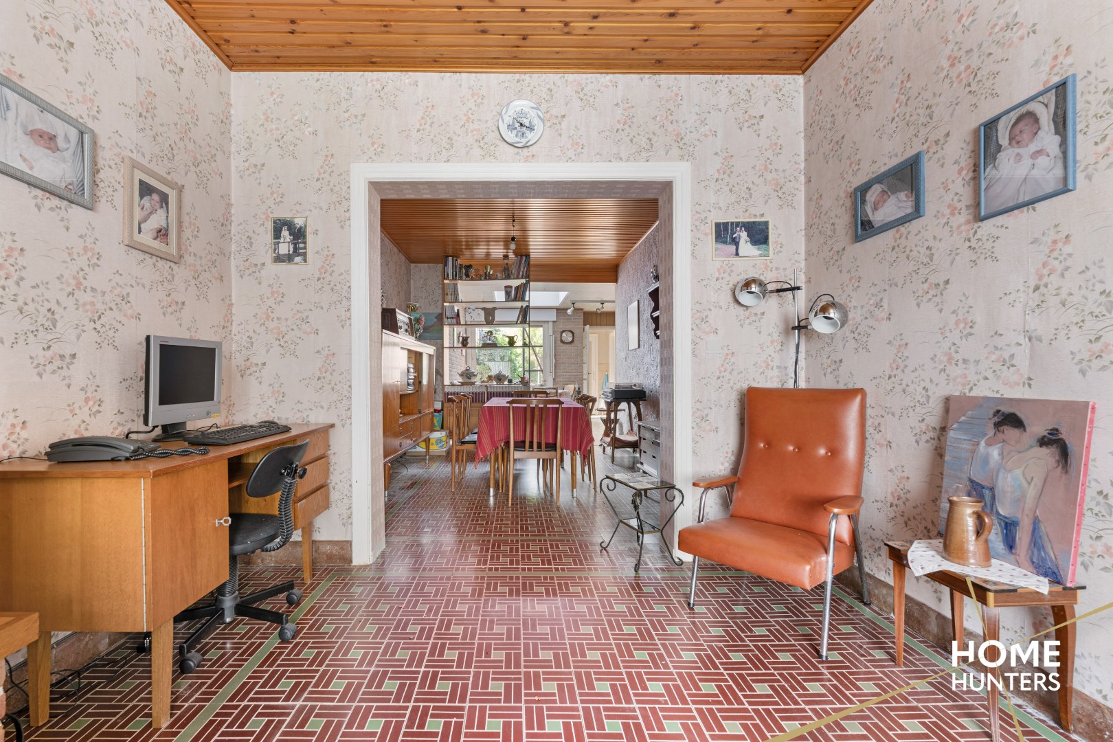 Ruime woning op een uitstekende locatie met 4 slaapkamers, een ruime zolder en een mogelijkheid om een garage te plaatsen - foto 5