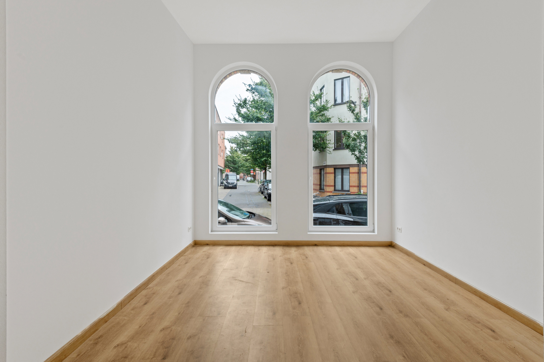 Gerenoveerde kantoorruimte met aanpalend magazijn - foto 3