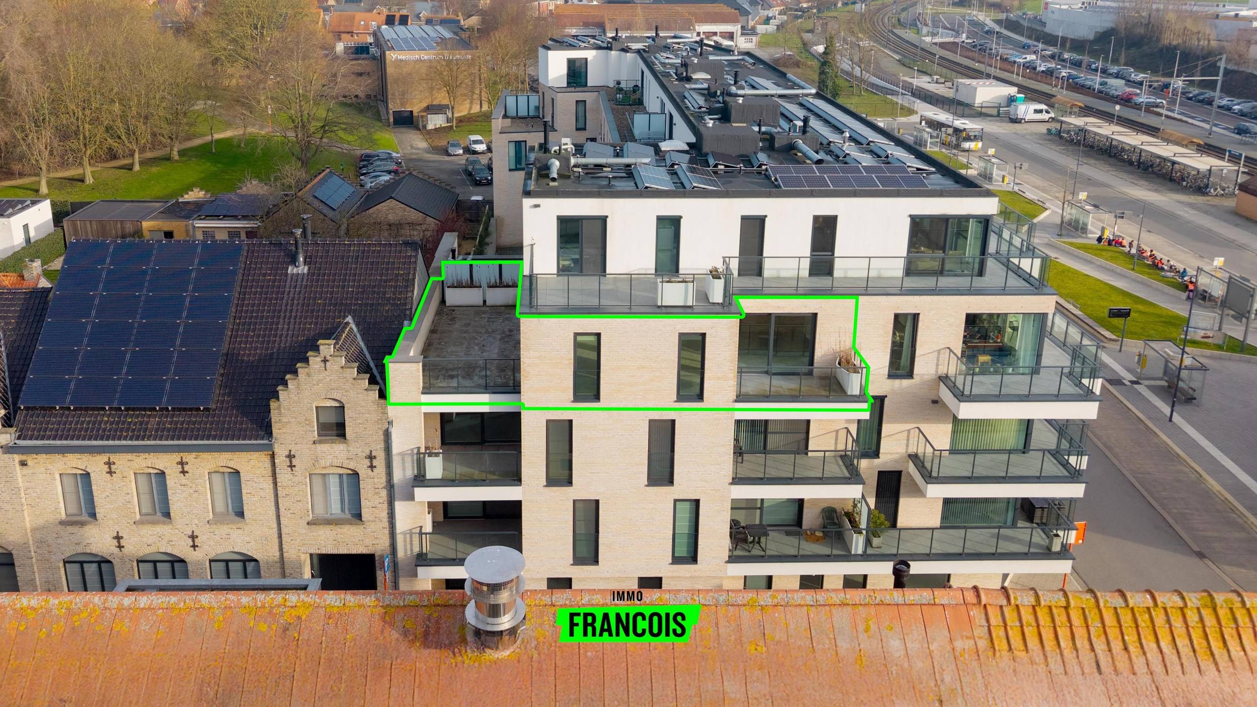 Luxe appartement met 2 grote terrassen in Diksmuide te koop - foto 3