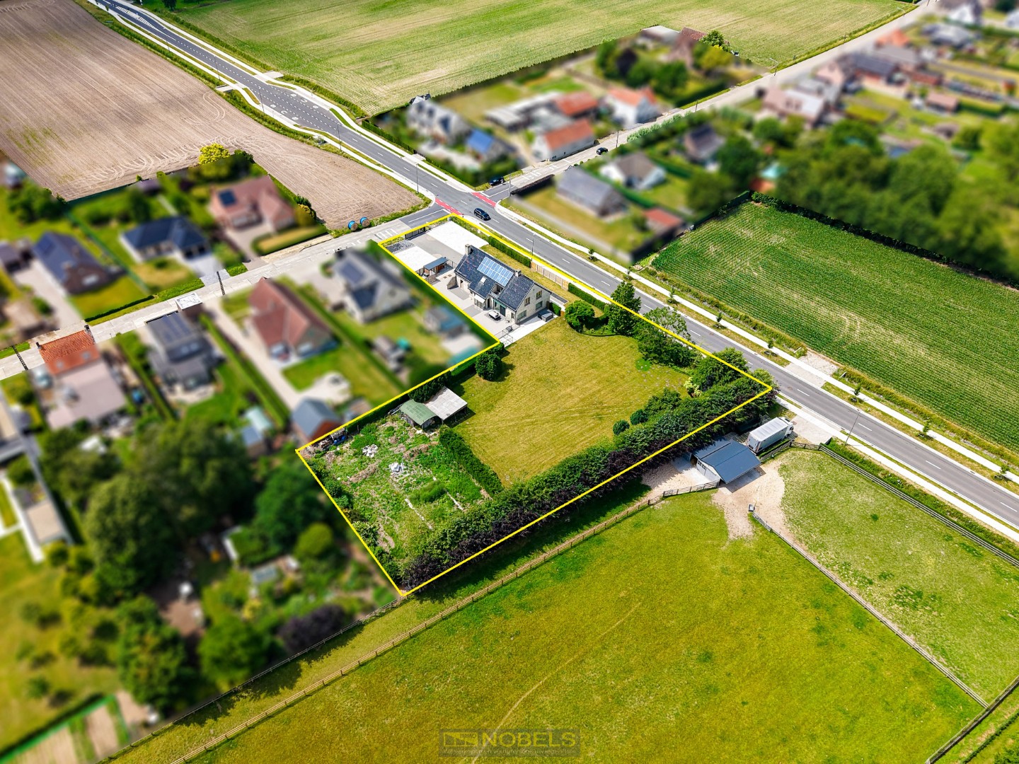 Te koop, ruime villa op een perceel van 3969 m² te Kruisem - foto 1