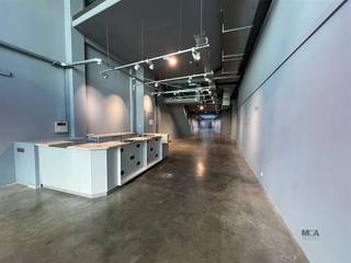 Commercieel pand met maximale visibiliteit en gegarandeerde passage in de absolute hoofdwinkelstraat van Hasselt.Gelegen op nummer 60, op een...