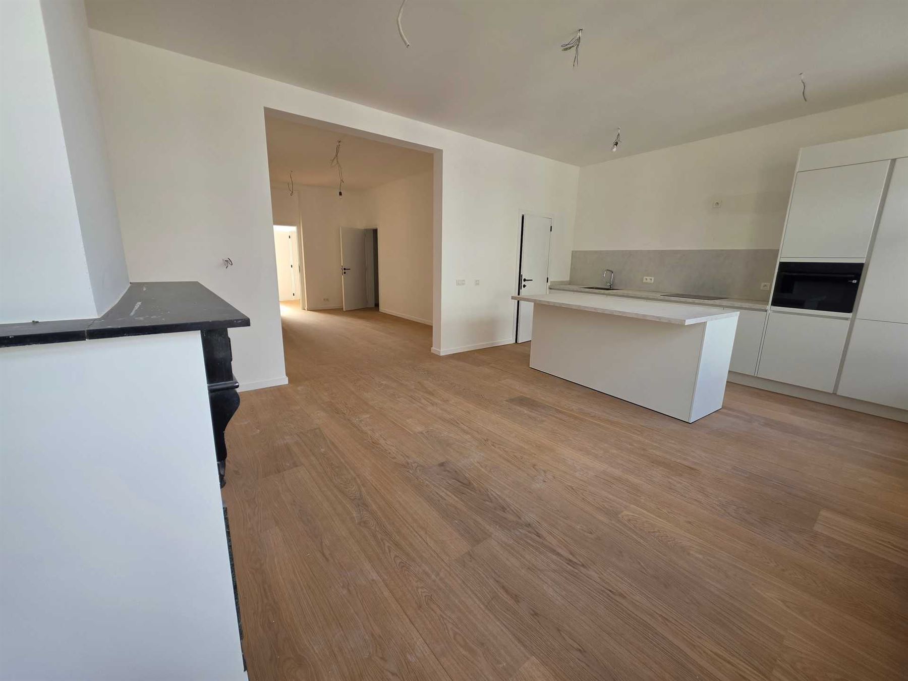 Volledig gerenoveerd appartement met 2 slaapkamers nabij Zurenborg - foto 4