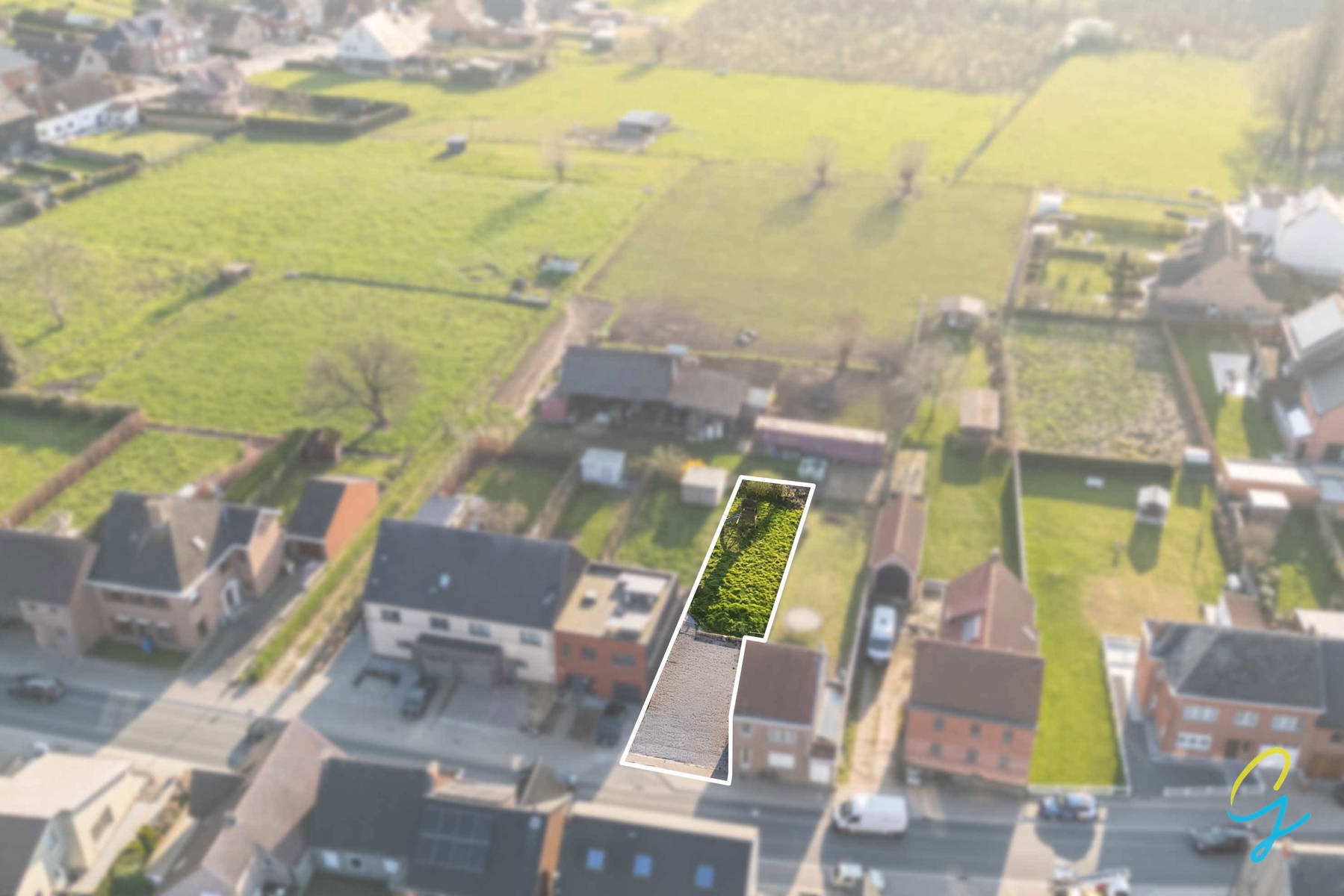 Bouwgrond voor gesloten bebouwing op centrale ligging - foto 3