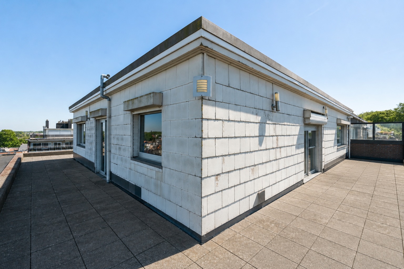 Ruim dakappartement met panoramisch uitzicht - foto 3