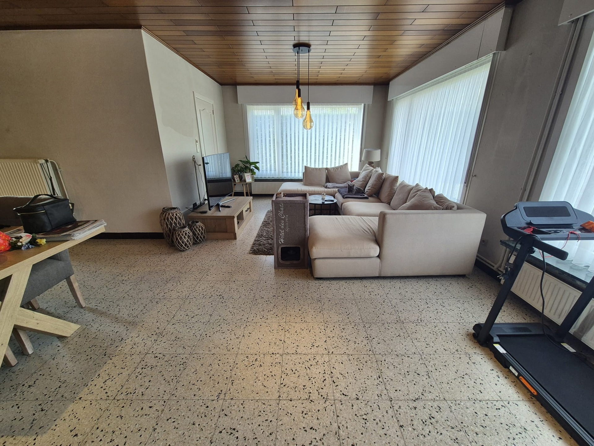 Ruime woning met prachtig zicht op de velden en leuke tuin - foto 4