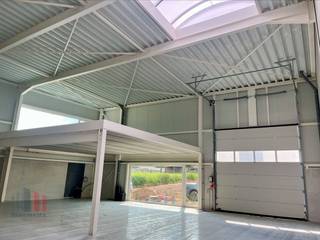 Bedrijvenpark Piepelboom is de ideale keuze voor wie een bedrijfsruimte zoekt op een strategische locatie in Tienen. Dit bedrijvenpark ligt in...