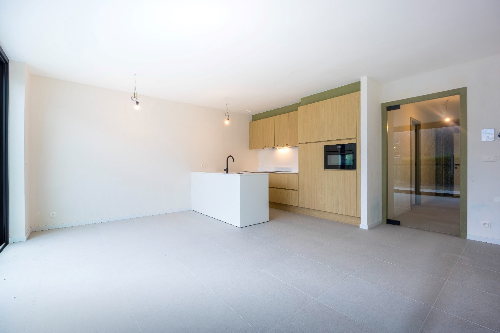 Nieuwbouw gelijkvloersappartement met zonnige tuin gelegen in "Residentie Dunique" te Bredene - duinen! - foto 3