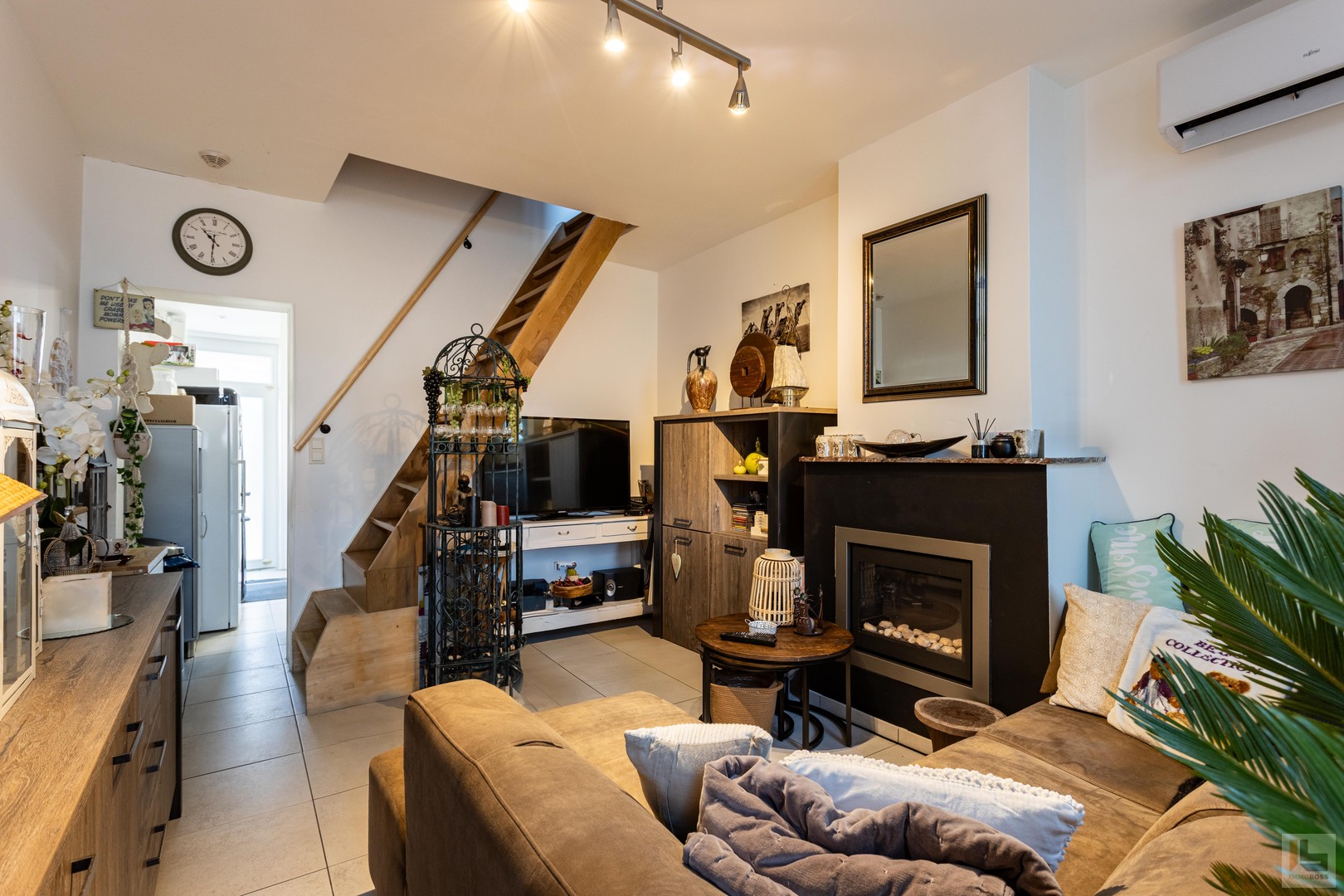 Charmante en instapklare woning met 3 slaapkamers en tuin - photo 4