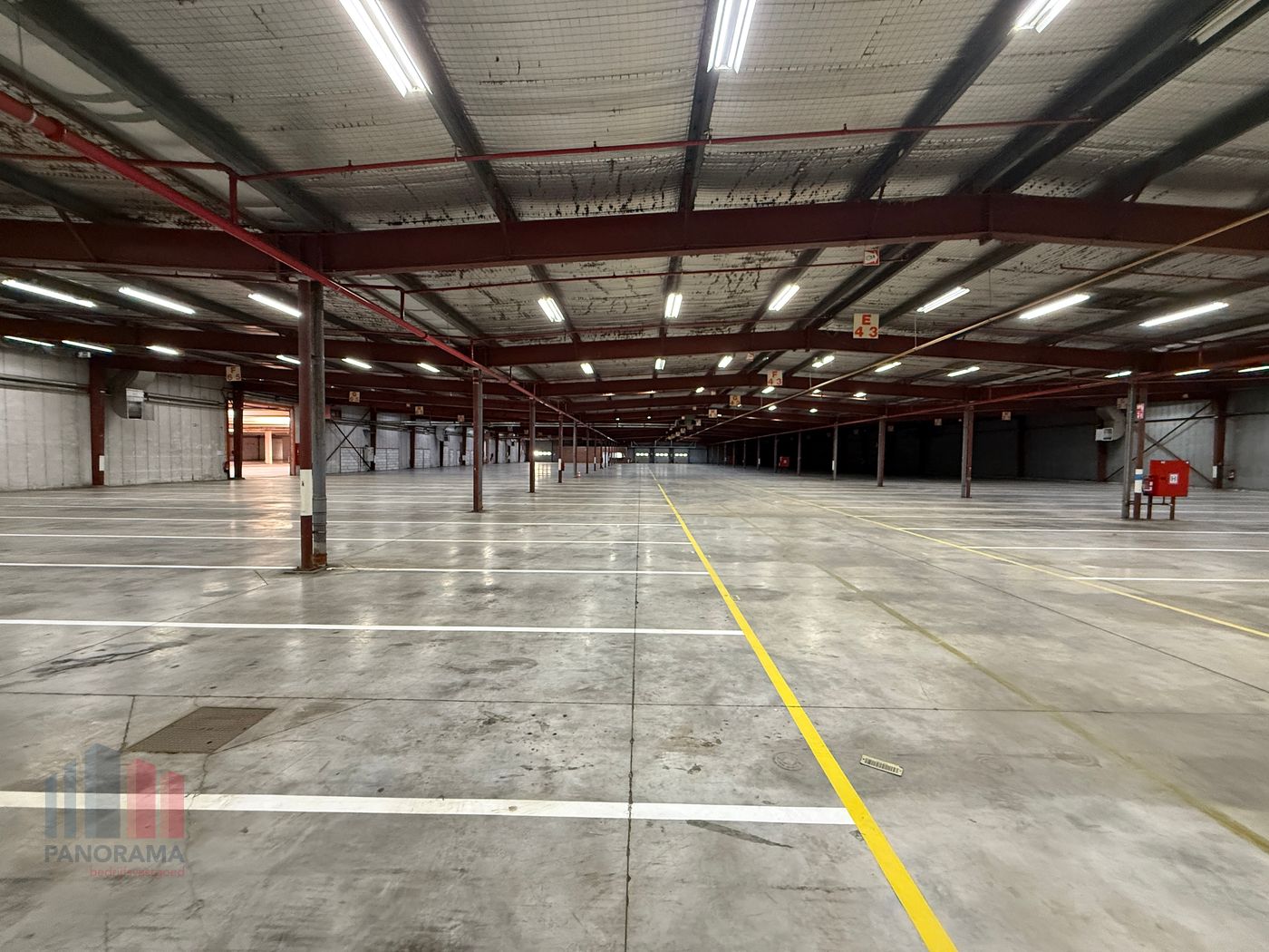 Bedrijfsgebouw op topligging met visibiliteit van de E17 te Sint-Niklaas - photo 4