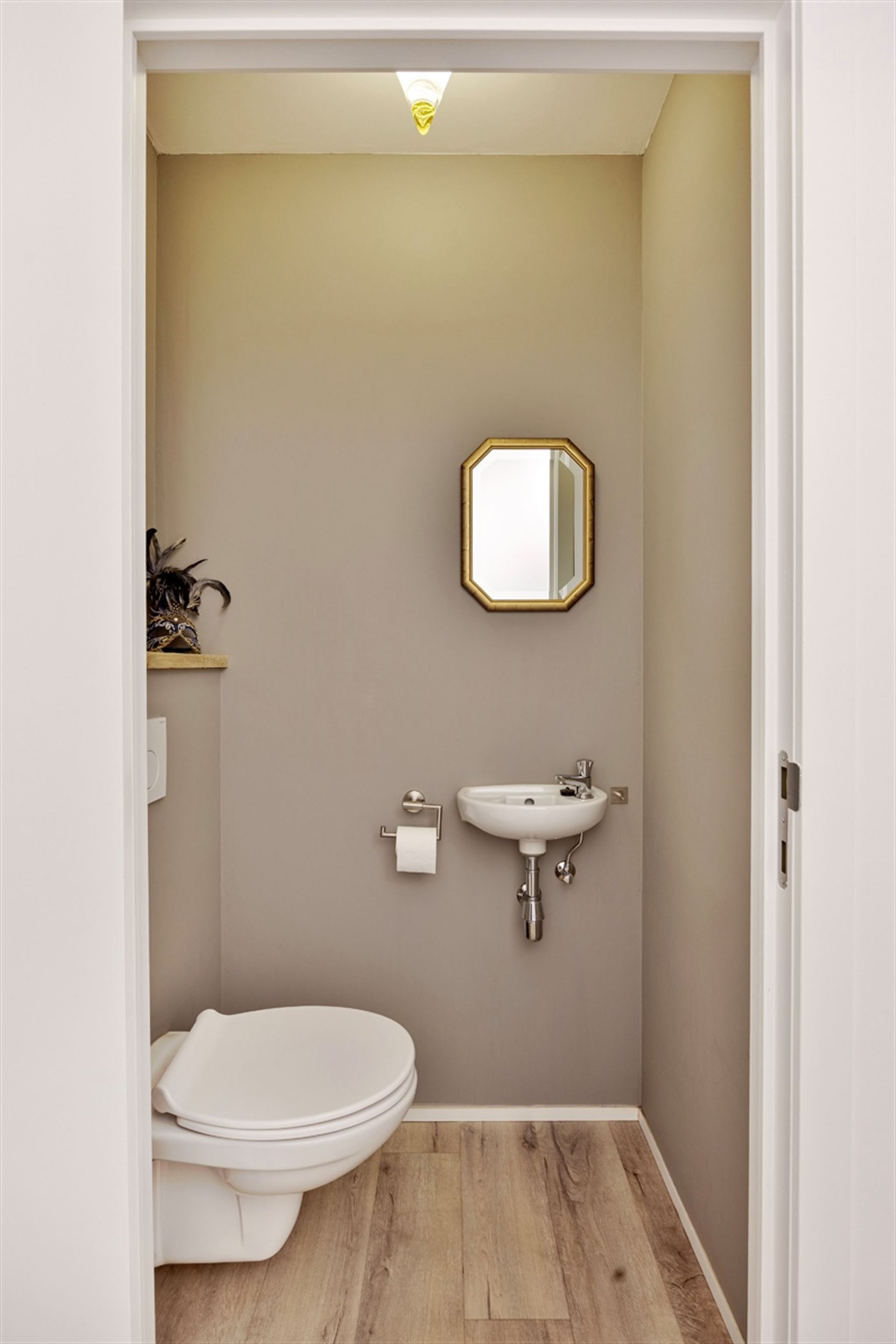 Lichtrijk nieuw 2-slaapkamer appartement met kelder - foto 5