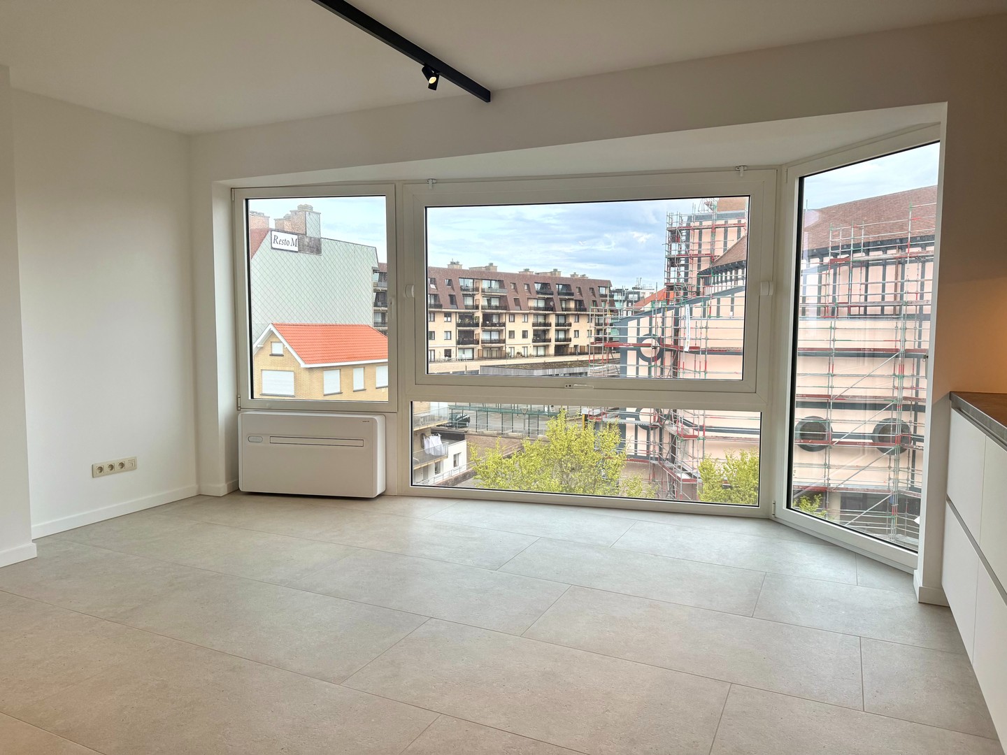 Apartment for rent in Koksijde - photo 4