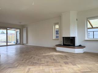 YES! Voor dit pand kan je zélf een afspraak inboeken! Ga naar de advertentie op onze website www.justwonen.be en plan meteen je afspraak in.Waar wij...