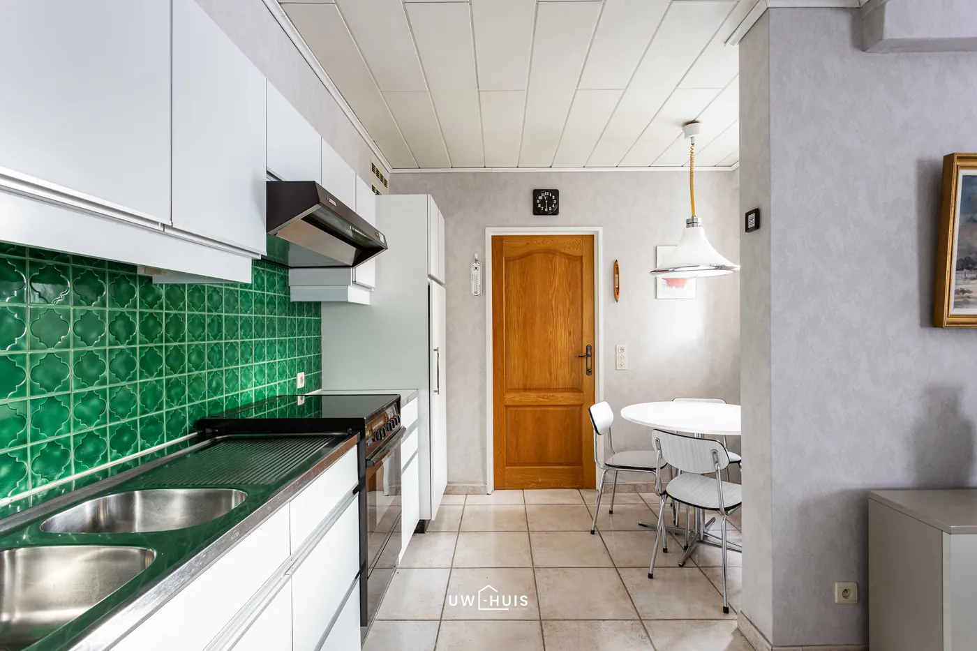 Charmante halfopen bebouwing met tuin en ruime garage - foto 5