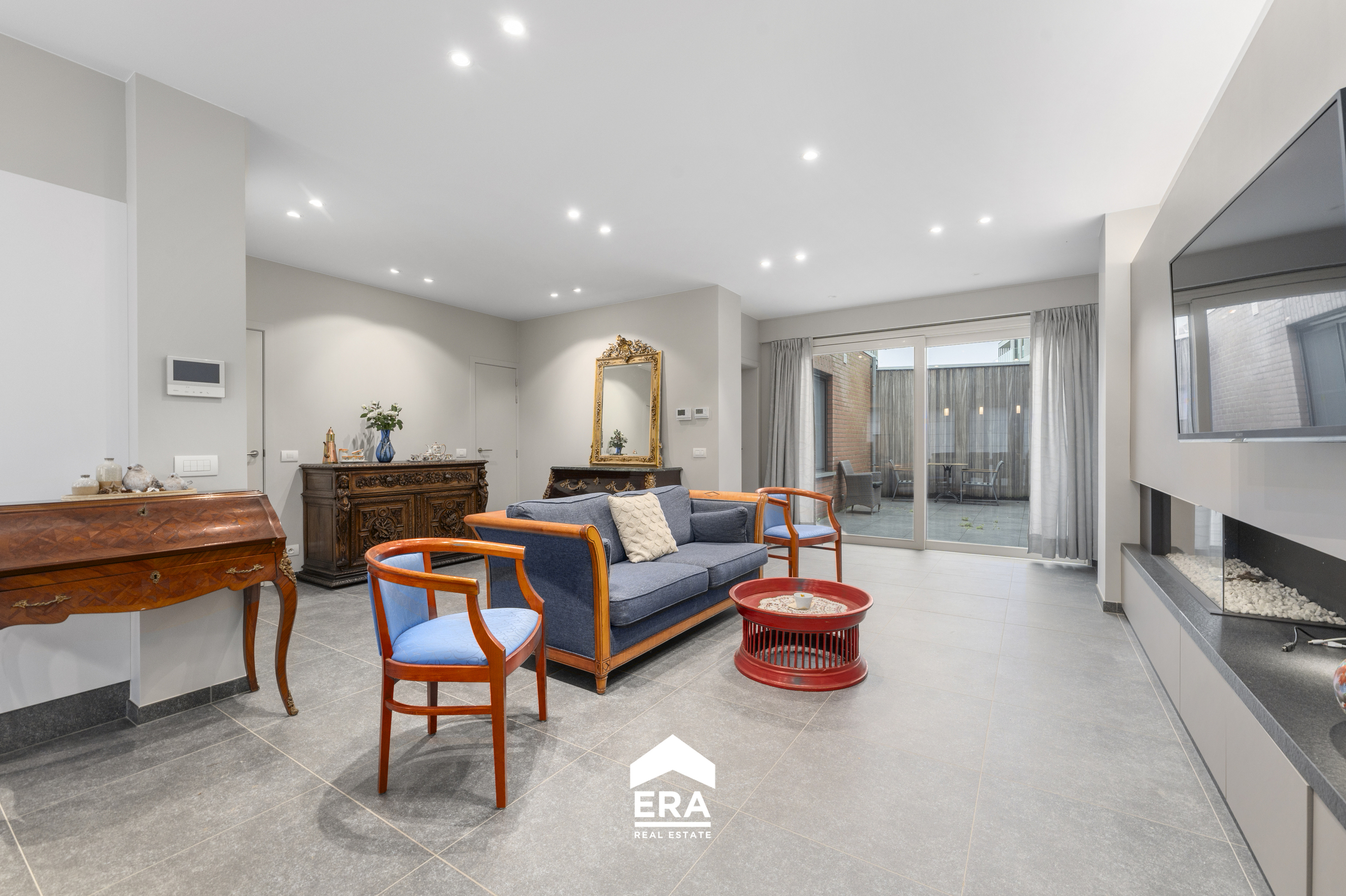 Volledig vernieuwde woning - 6 slaapkamers centrum Wingene - foto 4