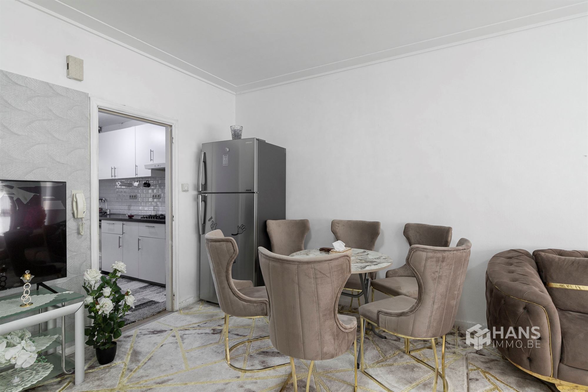 Appartement (95 m²) met 2 a 3 slaapkamers en balkon in Borgerhout. - foto 4