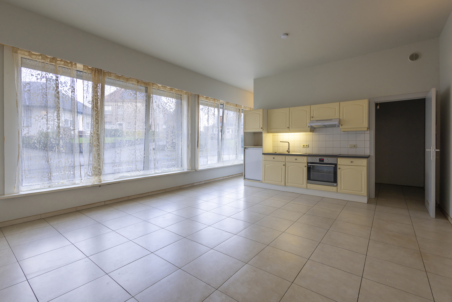 Opbrengsteigendom met 5 appartementen en loods - foto 4