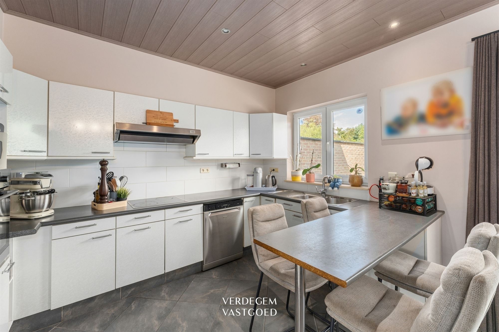 Fijne thuis met verrassend veel ruimte, 3 slaapkamers, thuiskantoor en tuin - foto 4
